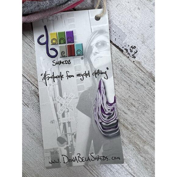 Dona Bela SHREDS Handmade Upcycled Fabric Necklace Multi Color Eco Fashion NWT - Picture 3 of 6